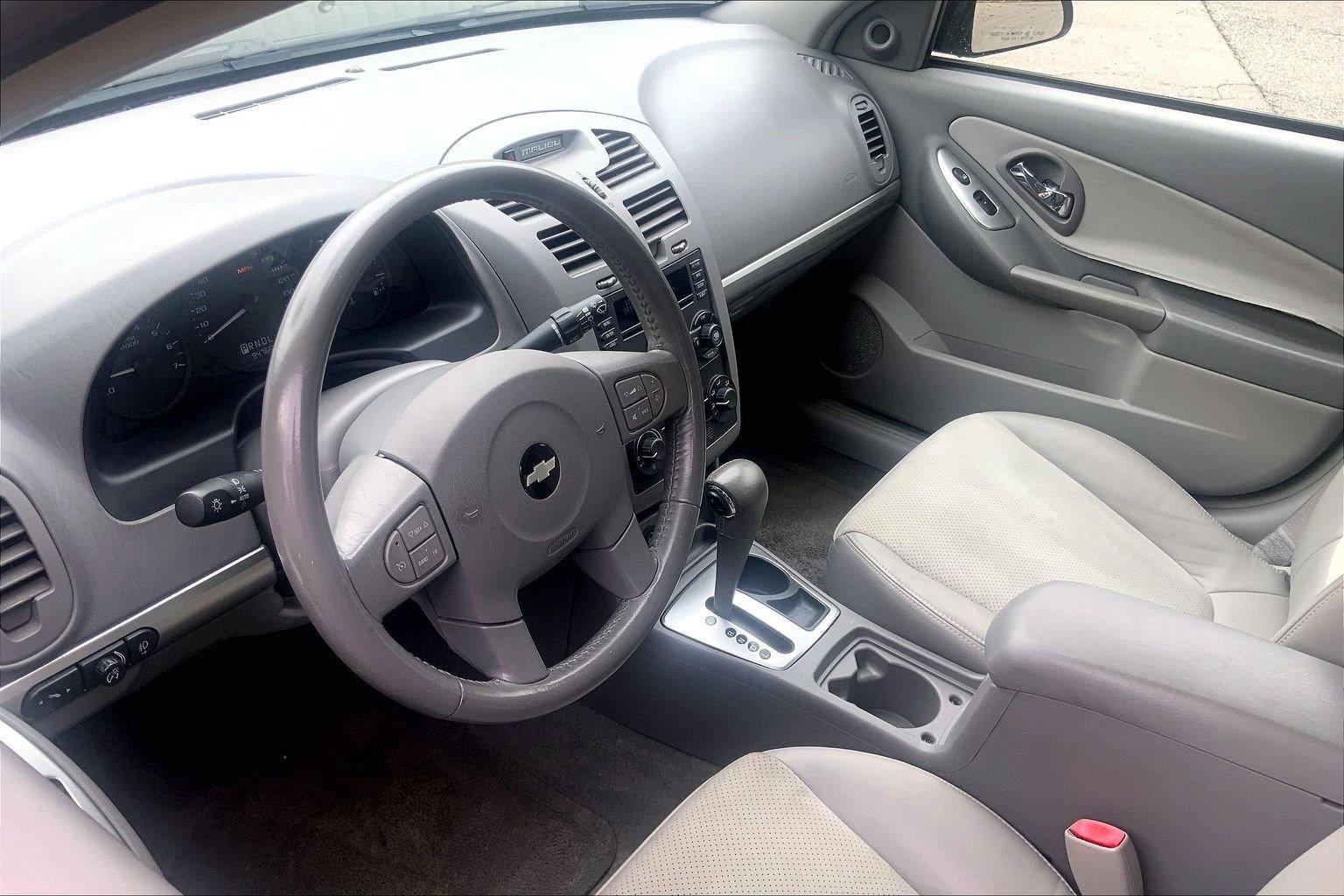 Used 2005 Chevrolet Malibu LT w/ Preferred Equipment Group FWD image 15