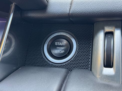 Used 2018 Land Rover Range Rover HSE image 25