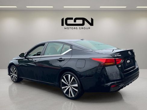 Used 2020 Nissan Altima 2.5 SR FWD image 8