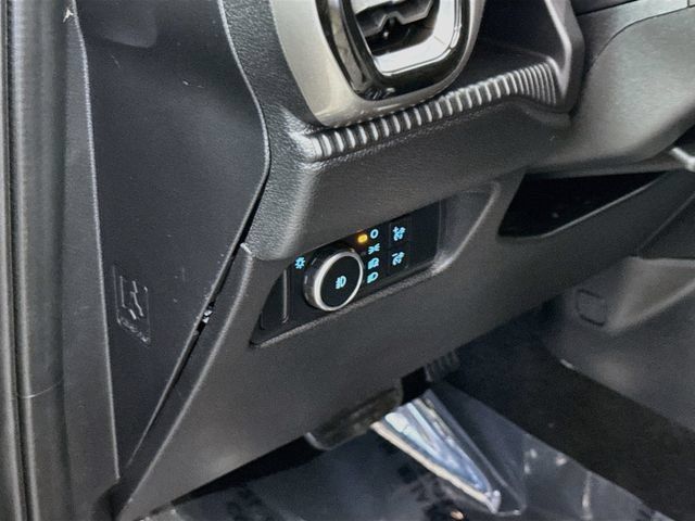 Used 2025 Ford Ranger XLT w/ Equipment Group 301A High RWD image 10
