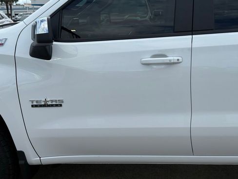 New 2026 Chevrolet Silverado 1500 LT image 18