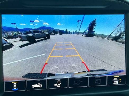 Used 2022 Chevrolet Silverado 2500 LTZ image 12