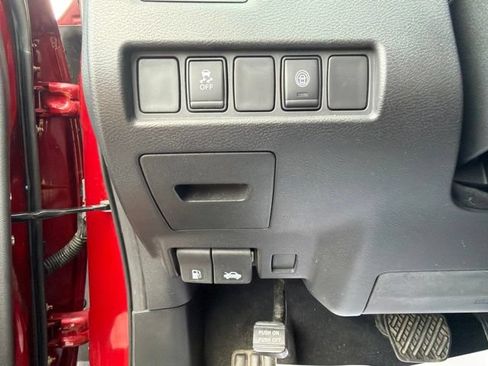 Used 2022 Nissan Murano SV AWD/4WD image 22