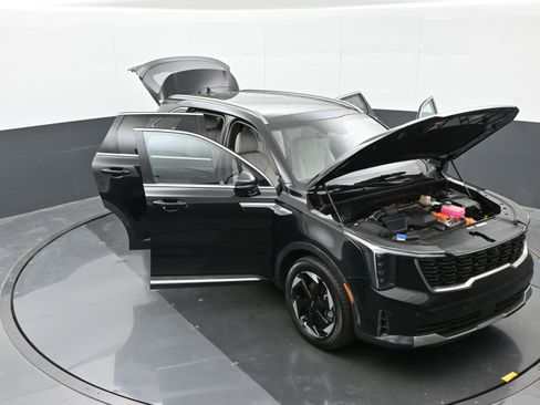 Used 2025 Kia Sorento SX Prestige AWD/4WD image 46