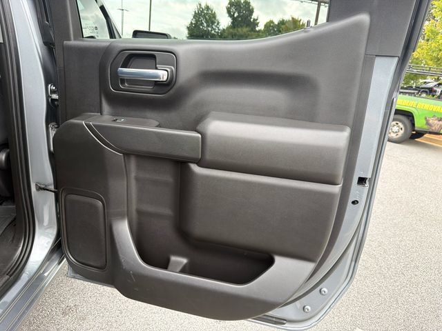 Used 2021 Chevrolet Silverado 1500 Custom Trail Boss w/ LPO, Dark Essentials Package AWD/4WD image 16