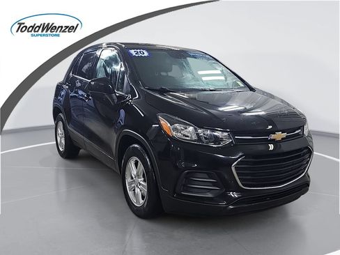 Used 2020 Chevrolet Trax LS w/ Tint and Cruise Package FWD image 1