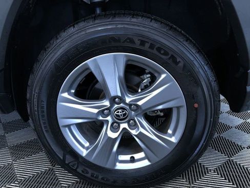 Certified 2025 Toyota RAV4 LE AWD/4WD image 16