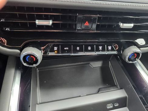 New 2026 Chevrolet Tahoe LS image 24