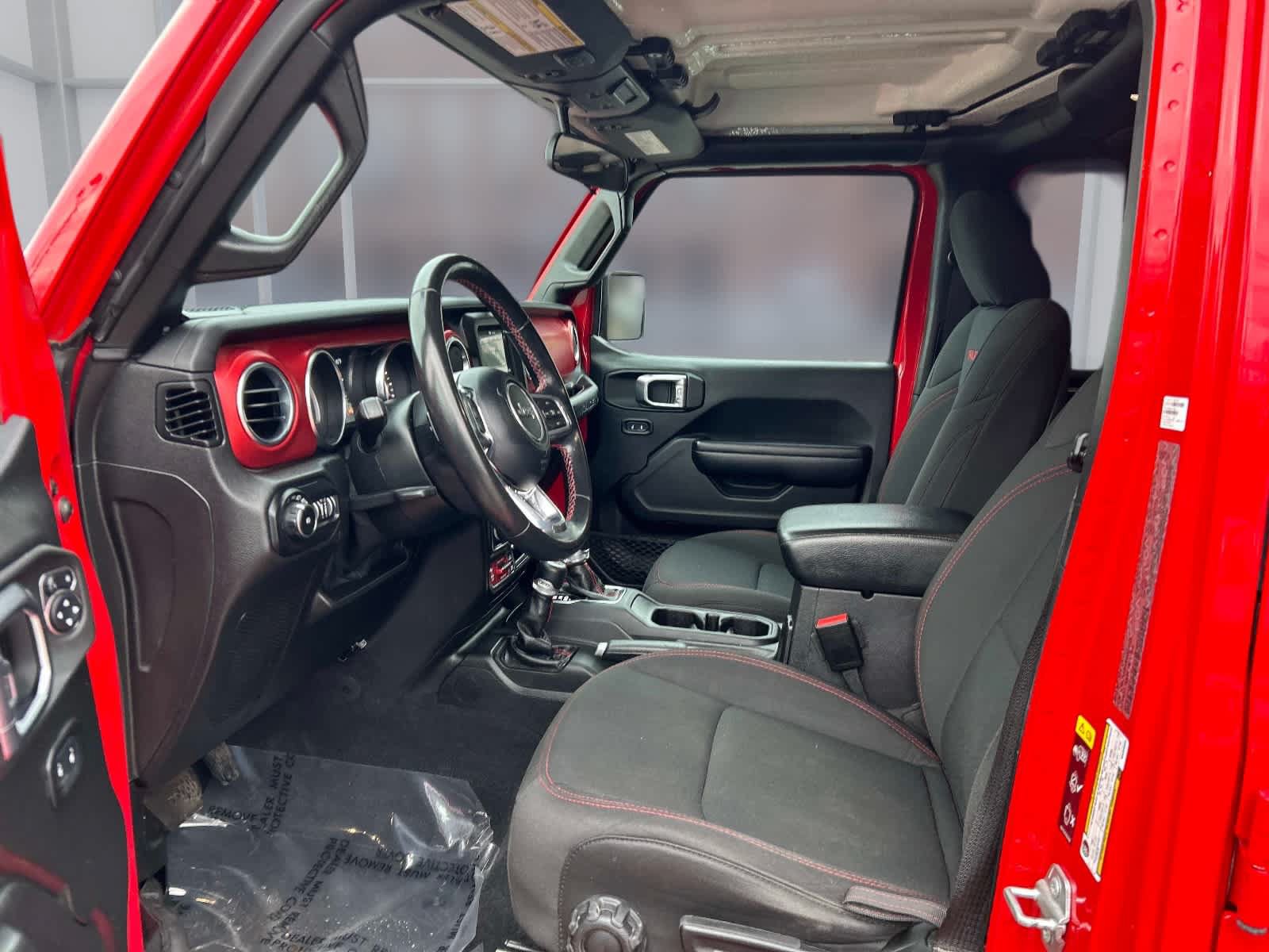 Used 2021 Jeep Wrangler Unlimited Rubicon AWD/4WD image 11