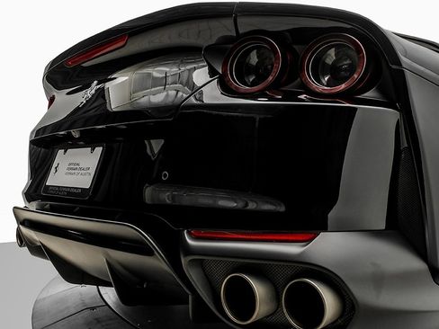 Certified 2022 Ferrari 812 GTS image 21