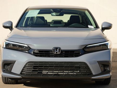 Used 2024 Honda Civic Touring image 6