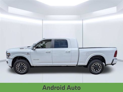Used 2026 RAM 2500 Limited AWD/4WD image 2