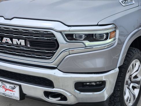 Used 2024 RAM 1500 Limited AWD/4WD image 9