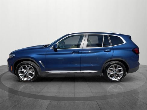 Used 2023 BMW X3 xDrive30i w/ Premium Package image 4