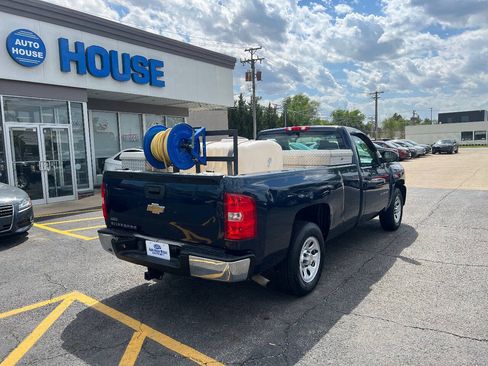 Used 2011 Chevrolet Silverado 1500 W/T RWD image 10