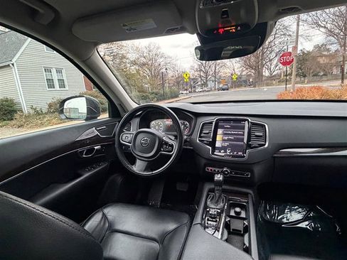 Used 2018 Volvo XC90 T5 Momentum w/ Momentum Plus Package image 27