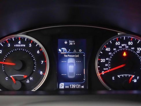 Used 2017 Toyota Camry XSE image 23