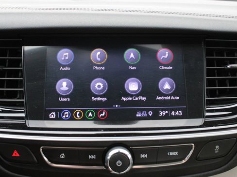 Used 2019 Buick Regal Essence w/ Driver Confidence Package I image 26