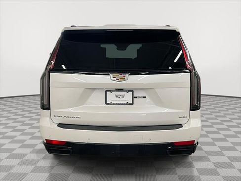 Used 2023 Cadillac Escalade Sport Platinum image 6
