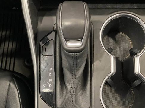 Certified 2021 Toyota Highlander XLE image 23