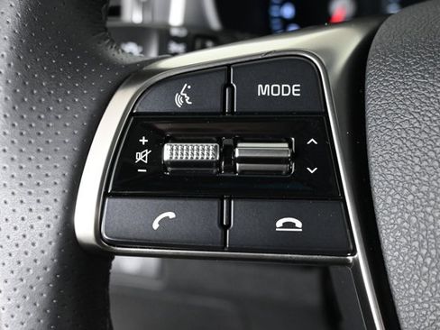 Used 2019 Kia Sorento SX image 26