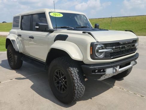 Used 2025 Ford Bronco Raptor AWD/4WD image 4
