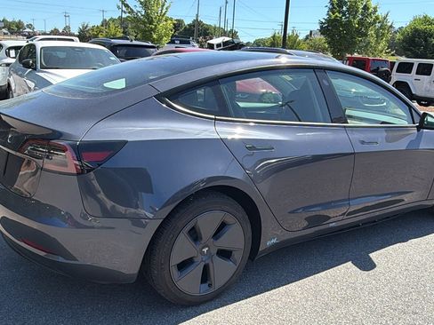 Used 2023 Tesla Model 3 Standard Range RWD image 9