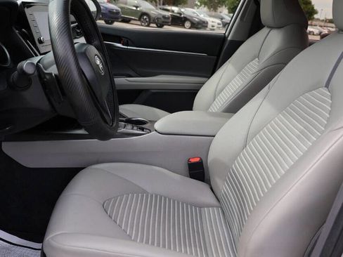 Used 2022 Toyota Camry SE AWD/4WD image 13