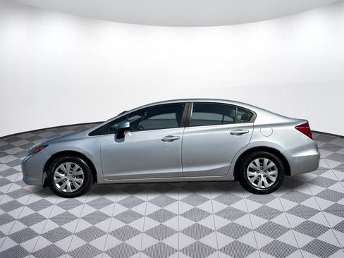 Used 2012 Honda Civic LX image 2