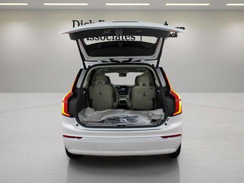 New 2026 Volvo XC90 B6 Ultra w/ Protection Package Premier image 28