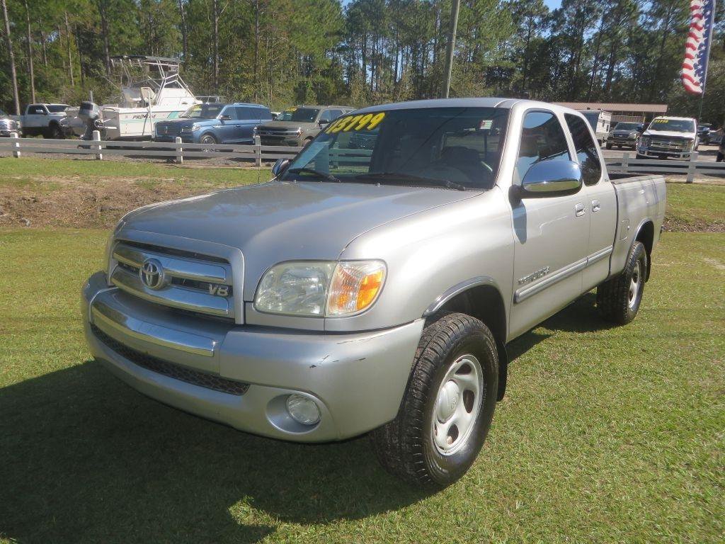 Used 2006 Toyota Tundra SR5 AWD/4WD image 2