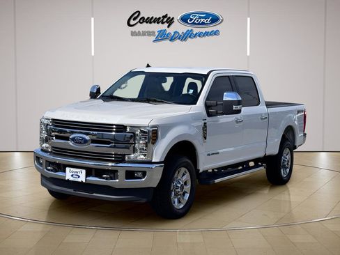 Used 2019 Ford F250 Lariat AWD/4WD image 2