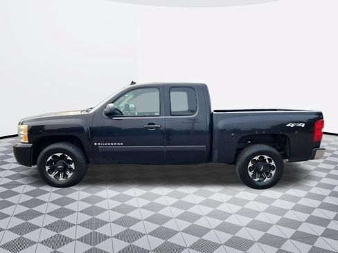 Used 2008 Chevrolet Silverado 1500 LT AWD/4WD image 3