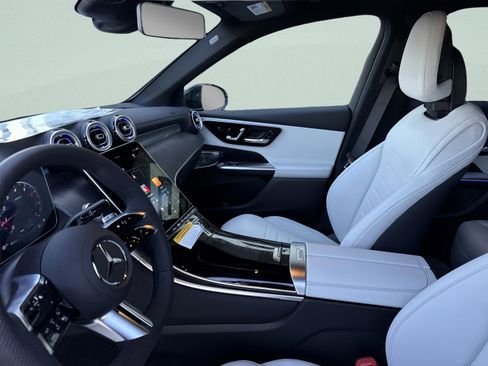 New 2026 Mercedes-Benz GLC 300 image 18