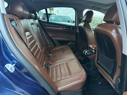 Used 2019 Alfa Romeo Stelvio Ti Lusso w/ Quick Order Package 22X Lusso AWD/4WD image 22