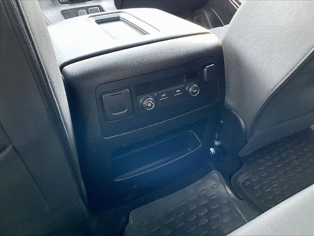 Used 2016 Chevrolet Tahoe LS AWD/4WD image 12