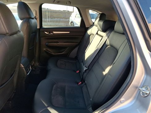 Used 2017 MAZDA CX-5 Touring w/ Preferred Equipment Package image 10