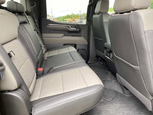 Used 2024 Chevrolet Silverado 1500 ZR2 w/ ZR2 Bison Edition image 15