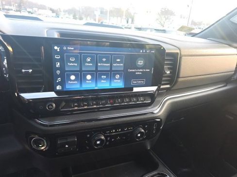 Used 2023 Chevrolet Silverado 1500 ZR2 w/ Technology Package image 26