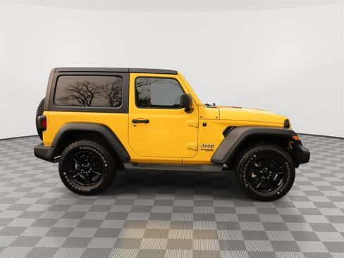 Used 2021 Jeep Wrangler Sport S image 24