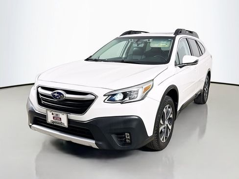 Used 2021 Subaru Outback Limited XT image 3