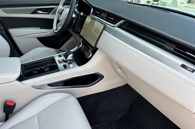 New 2026 Jaguar F-PACE R-Dynamic S AWD/4WD image 15