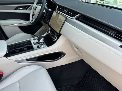 New 2026 Jaguar F-PACE R-Dynamic S AWD/4WD image 15