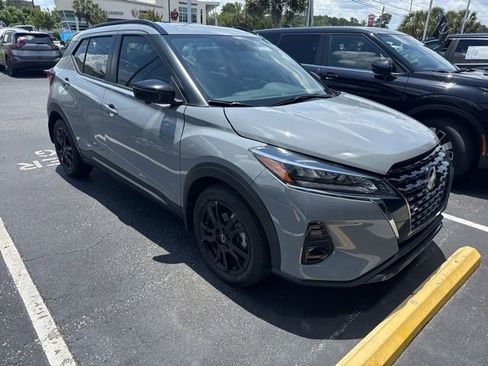 Used 2024 Nissan Kicks SR FWD image 11