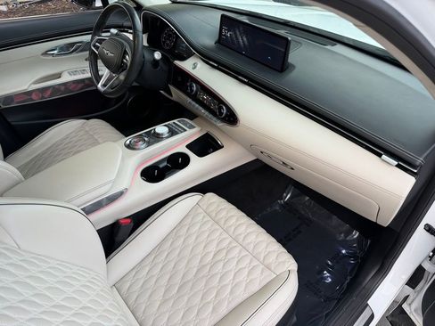 Used 2022 Genesis GV70 3.5T Sport w/ Sport Advanced Package image 32