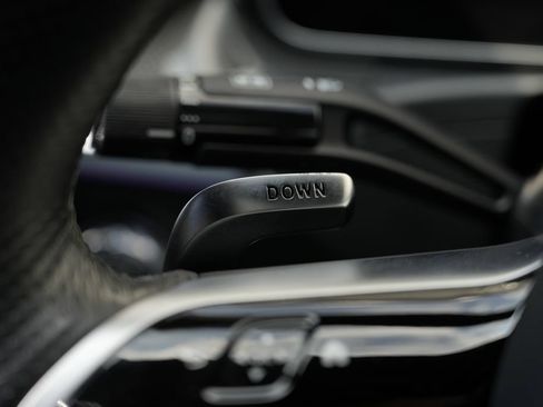 Used 2024 Mercedes-Benz C 63 AMG S image 58