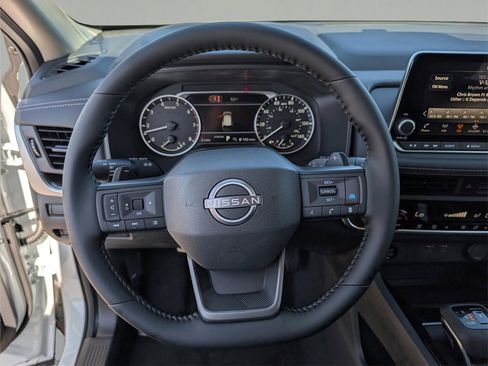 New 2026 Nissan Rogue SV image 20