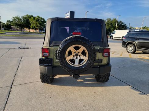 Used 2013 Jeep Wrangler Sport AWD/4WD image 5