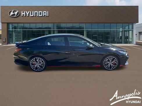 Used 2022 Hyundai Elantra N w/ Preferred Accessory Package FWD image 6