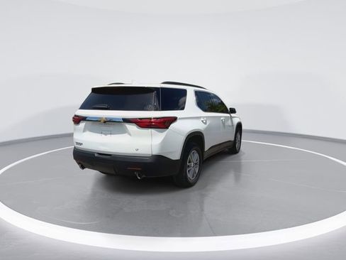 Used 2022 Chevrolet Traverse LT FWD image 10